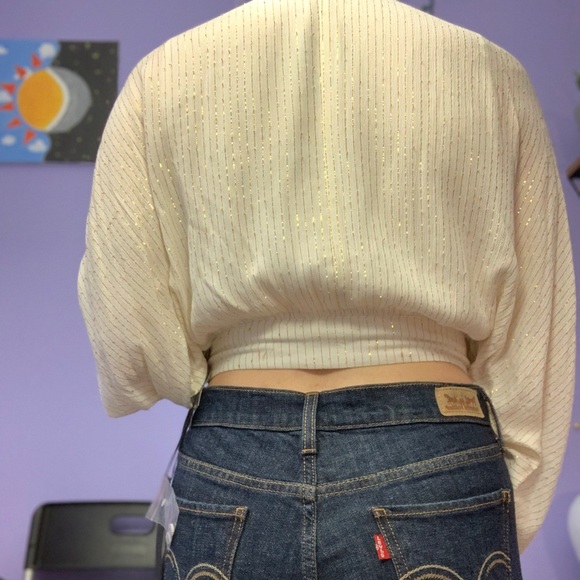 Deep V Long Sleeve - Picture 3 of 7